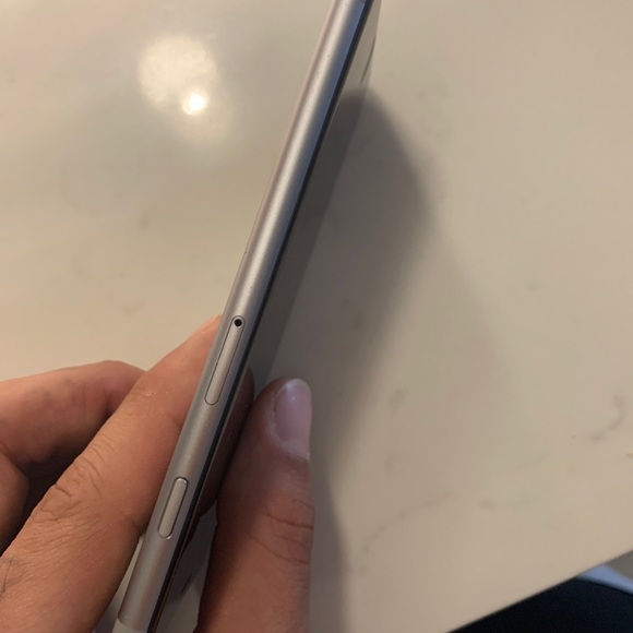 iPhone 6 - Picture 6 of 6